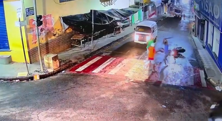 [Vídeos] Assassinato e tentativa de homicídio em Palmeira dos Índios são registrados por câmeras de videomonitoramento