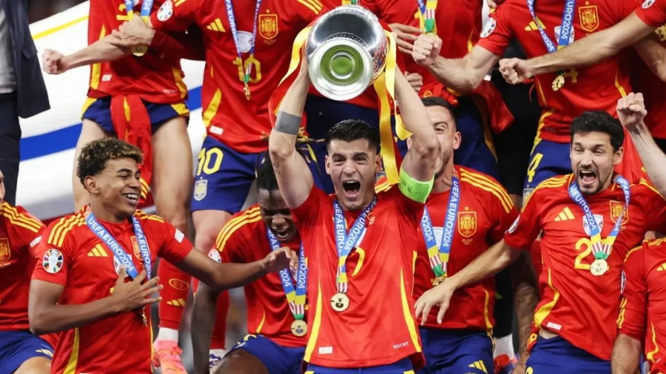 Espanha vence a Inglaterra por 2 a 1 e conquista o tetra da Eurocopa; veja o ranking