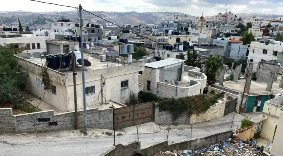 Forças israelenses matam ao menos oito palestinos na Cisjordânia, dizem médicos