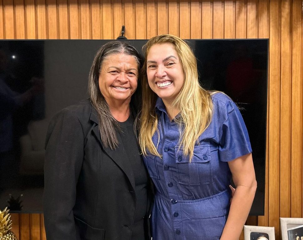 Sheila Duarte é confirmada vice de Tia Júlia; veja nomes homologados em Palmeira