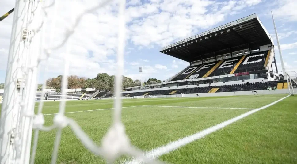 Série B: Operário (PR) x CRB fazem confronto direto nesta quarta-feira