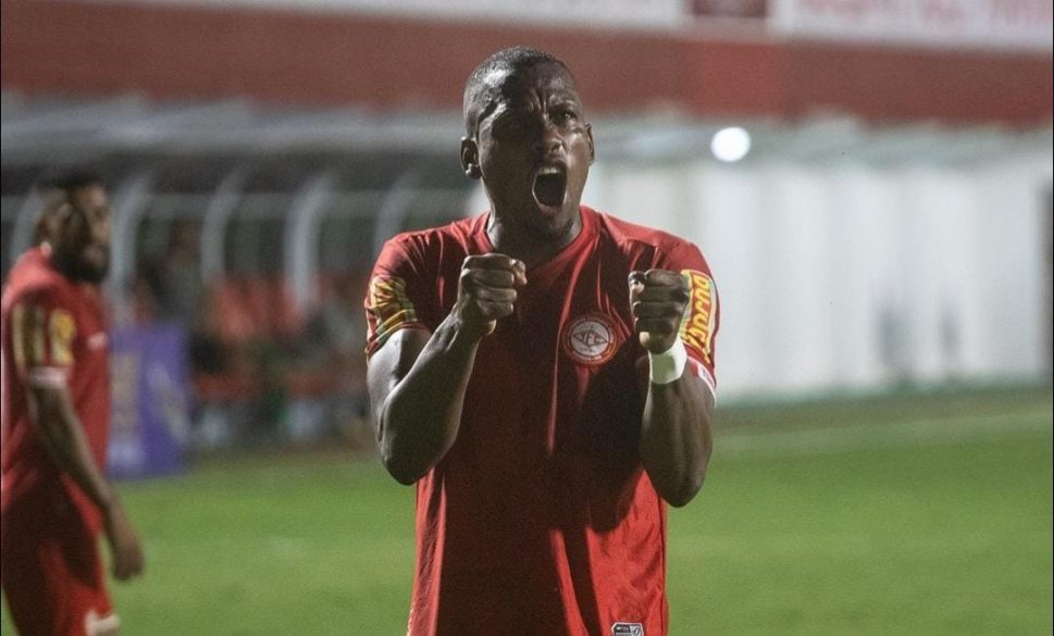 CSA contrata atacante que já atuou por 4 clubes alagoanos e estava no Tombense (MG)