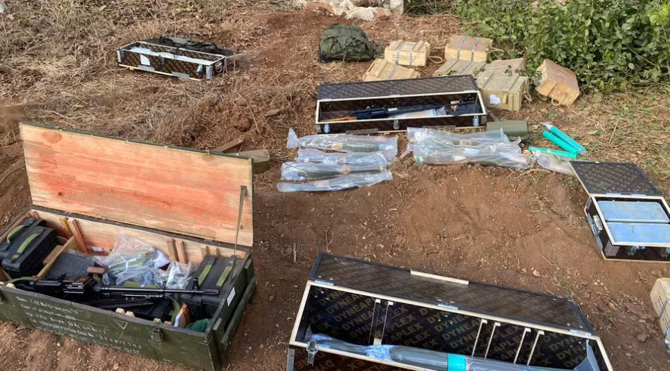 Forças israelenses atacam Sul do Líbano e matam comandante do Hezbollah na região