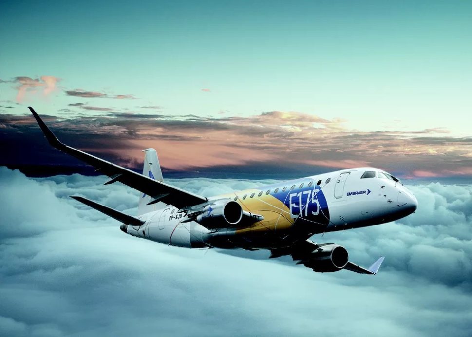 Empresa dos EUA com 74 aviões da Embraer encomendados contesta tarifa de 50%