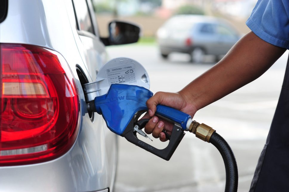 Governo federal e estados fecham acordo para conceder apoio a importadores de diesel; medida valerá por até dois meses