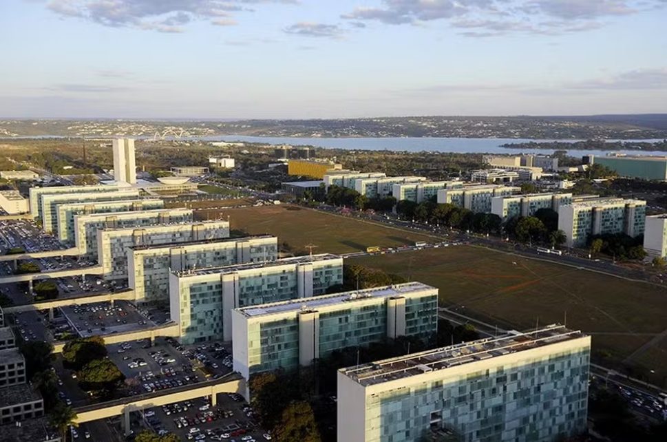 Governo detalha bloqueio no Orçamento; ministérios da Defesa, Cidades e Educação lideram cortes