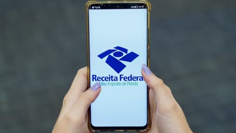 IR: Receita recebe mais de 44 milhões de declarações, diz ministro da Fazenda