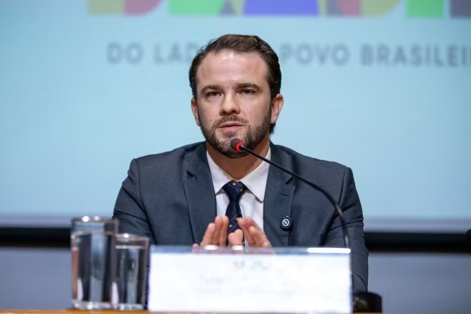 Datafolha: parcela de pessimistas com economia cai de 35% para 26%
