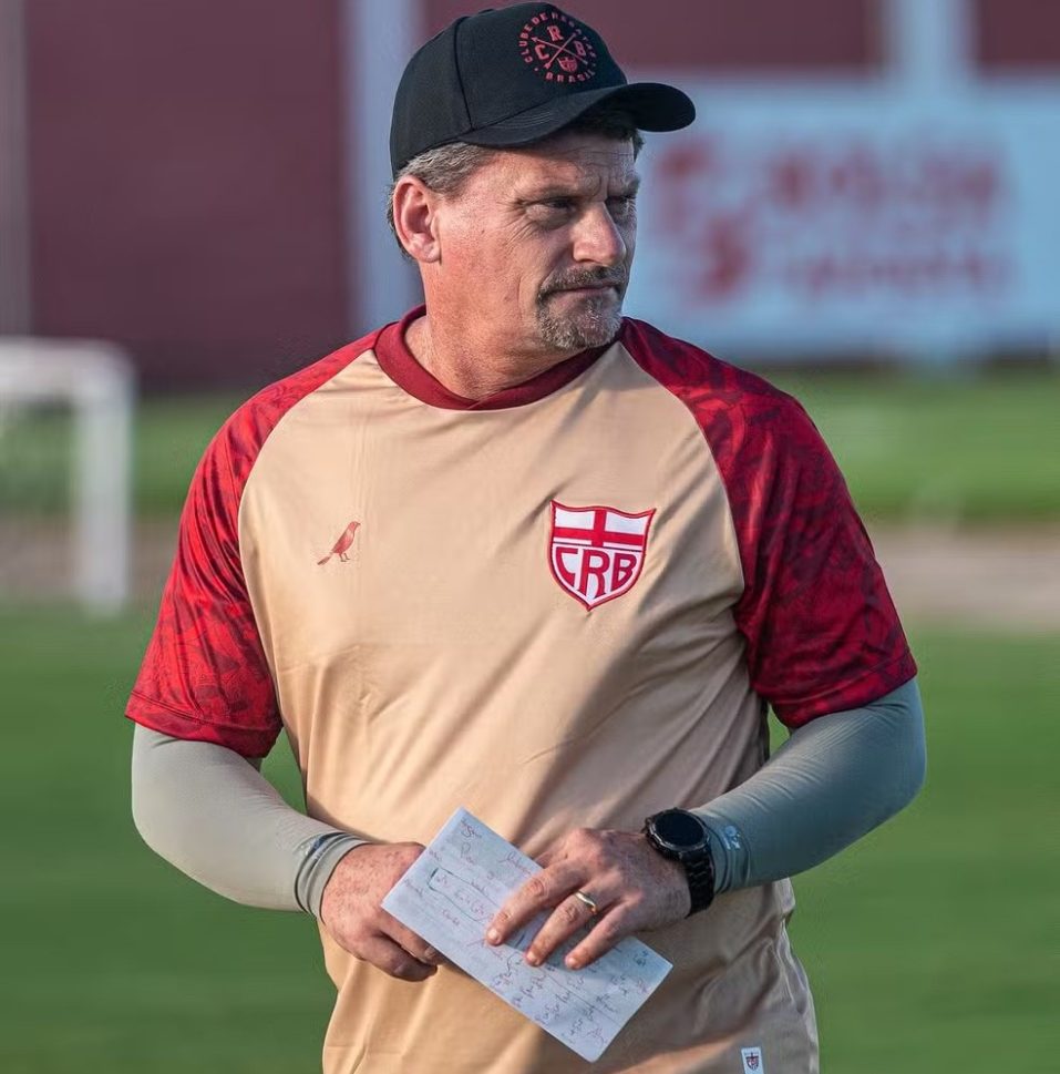 CRB tem dois jogadores importantes no Departamento Médico e 9 pendurados