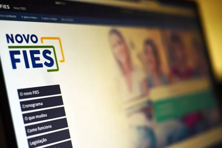 Fies 2026/2: instituições de ensino podem ofertar vagas remanescentes