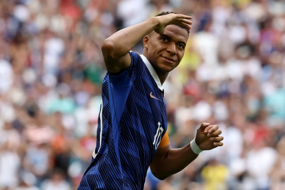 Mbappé se torna o 1º jogador a ser artilheiro de duas Copas do Mundo