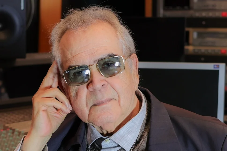 Padre Zezinho rejeita rótulo de influenciador: “A influência é da Igreja”.