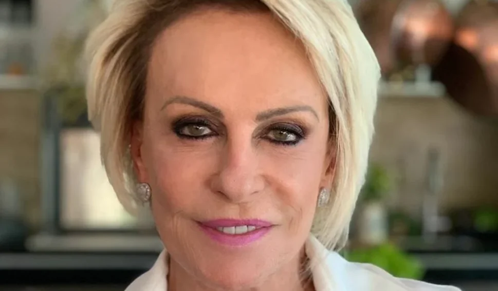 Ana Maria Braga e equipe do Mais Você passam mal após provarem receita