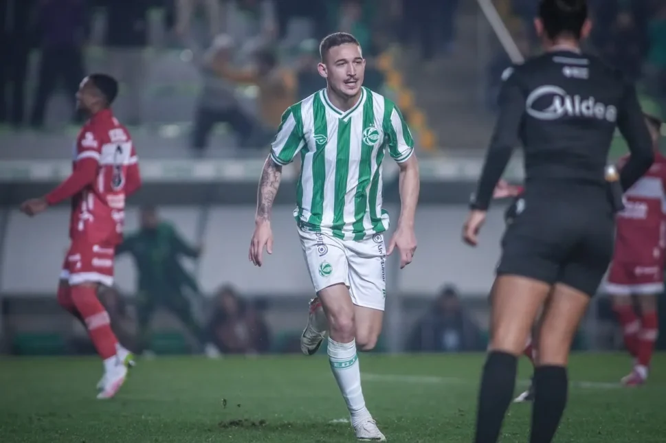 Juventude-RS 2 x 1 CRB-AL – Papo vira sobre Galo e assume  liderança da Série B