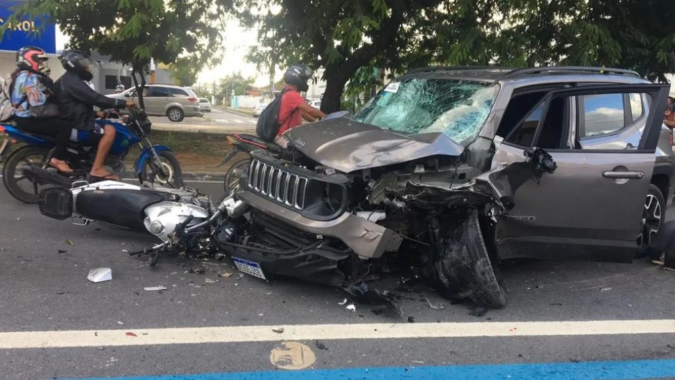 Bancário é condenado a 22 anos de prisão por matar dois motociclistas em Maceió