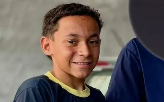 Adolescente de 14 anos morre atropelado por ônibus no Centro de Arapiraca