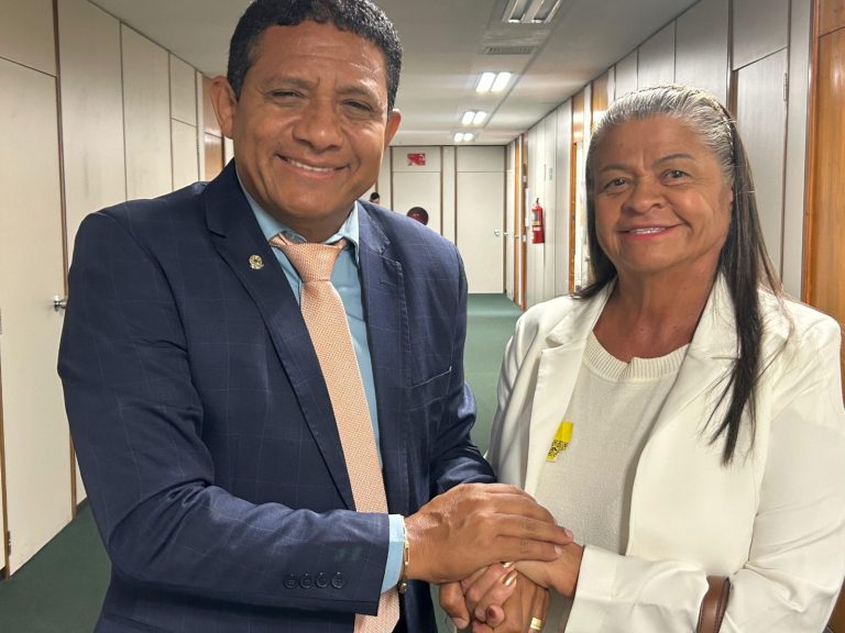 Ex-prefeito Júlio Cezar é nomeado secretário municipal de governo de Palmeira dos Índios