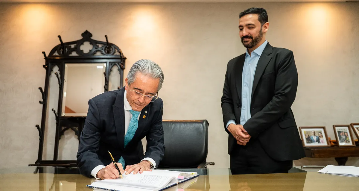 Fábio Bittencourt é quem assume interinamente o Governo de Alagoas